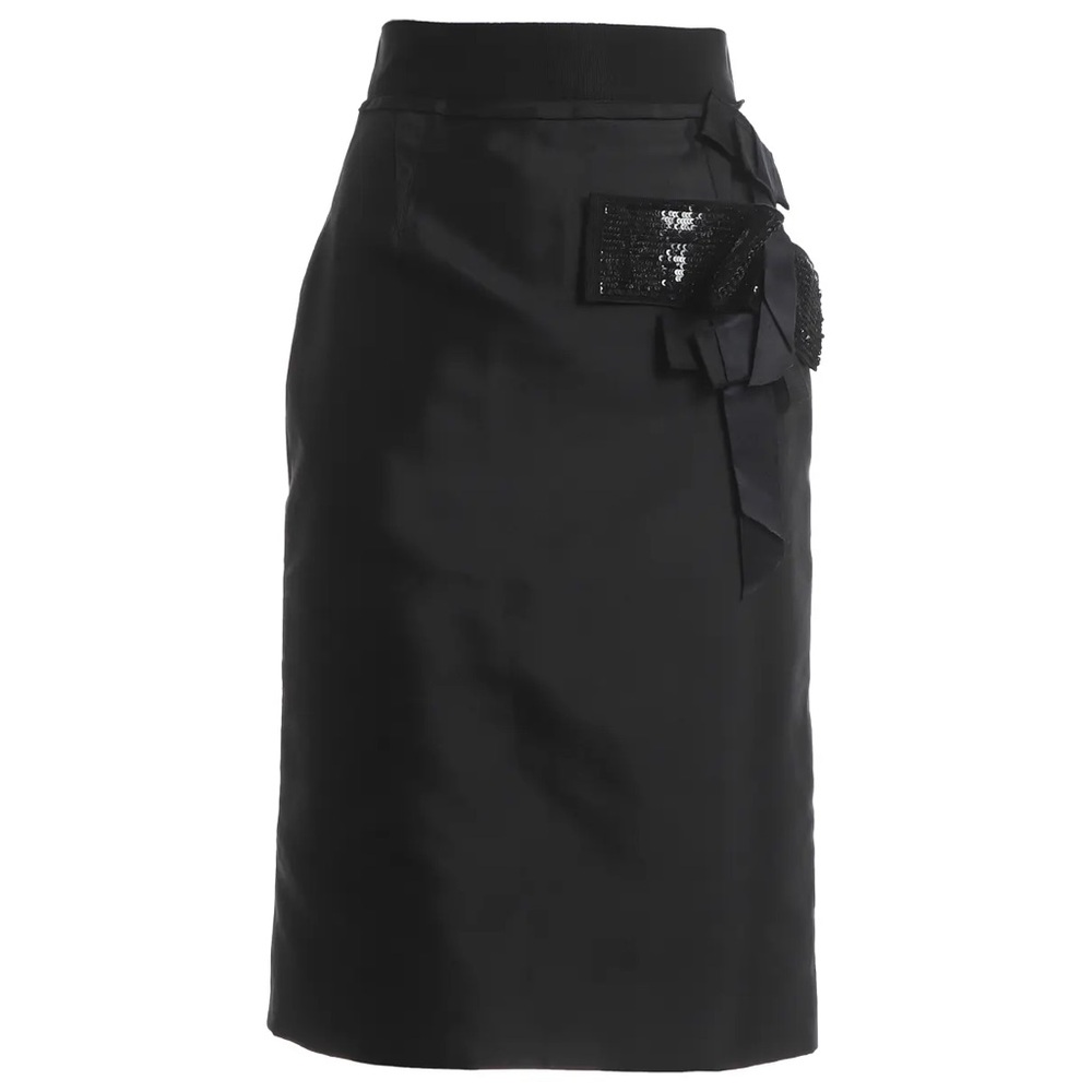 Elegant Black Skirt with Bow Detail